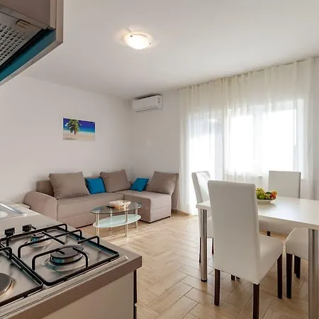 Apartmani Sanja Suta Podstrana Exterior foto