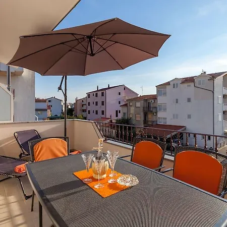 Apartmani Sanja Suta Podstrana Exterior foto