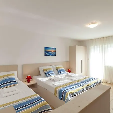 Apartmani Sanja Suta Podstrana Exterior foto
