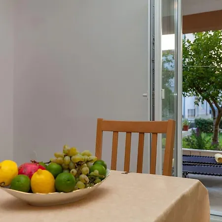 Apartmani Sanja Suta Podstrana Exterior foto