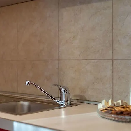 Apartmani Sanja Suta Podstrana Exterior foto
