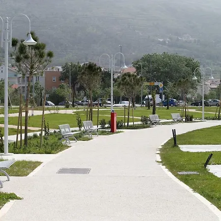 Apartmani Sanja Suta Podstrana Exterior foto