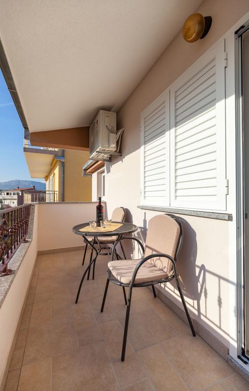 Apartament Sanja Suta *